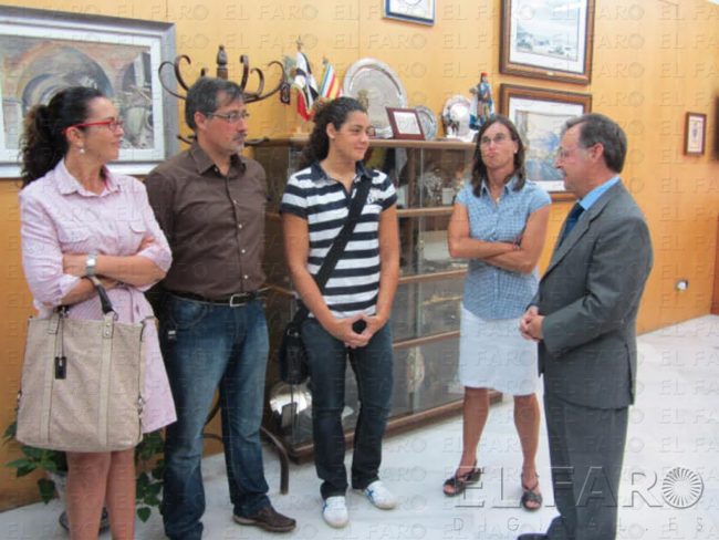 Vivas recibe a la campeona del Mundo júnior