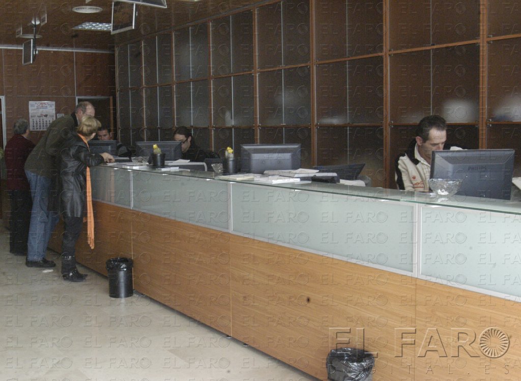 El Ejecutivo local no tiene previsto subir los impuestos a los ceutíes “a día de hoy”