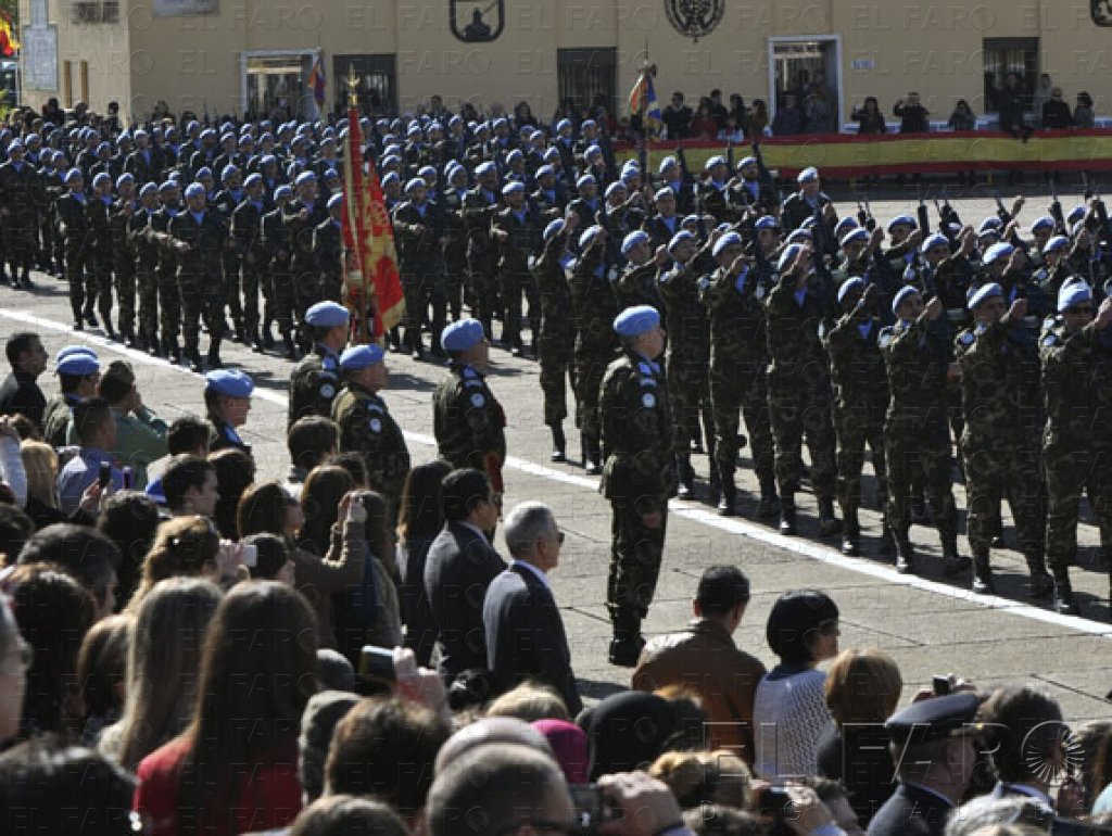 Las autoridades de Melilla despiden a las tropas desplazadas a Líbano