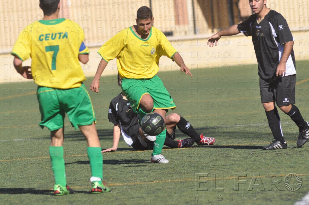 Aguantó bien pero acabó goleado