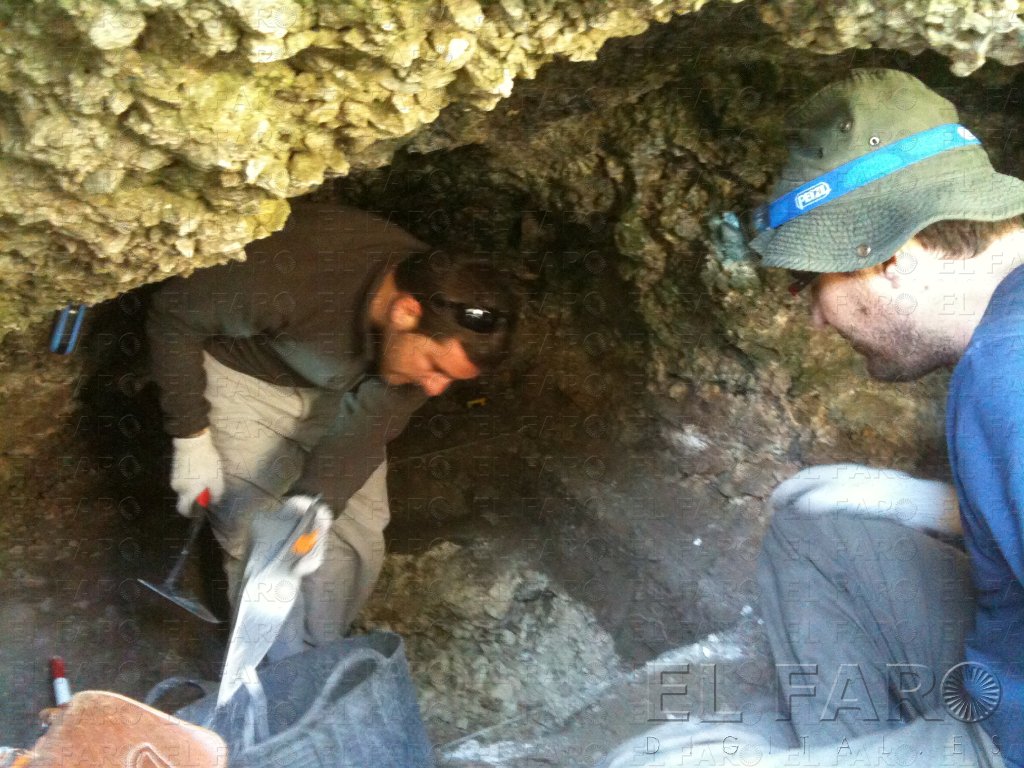 Los arqueólogos comienzan los sondeos en la Cueva Enrique