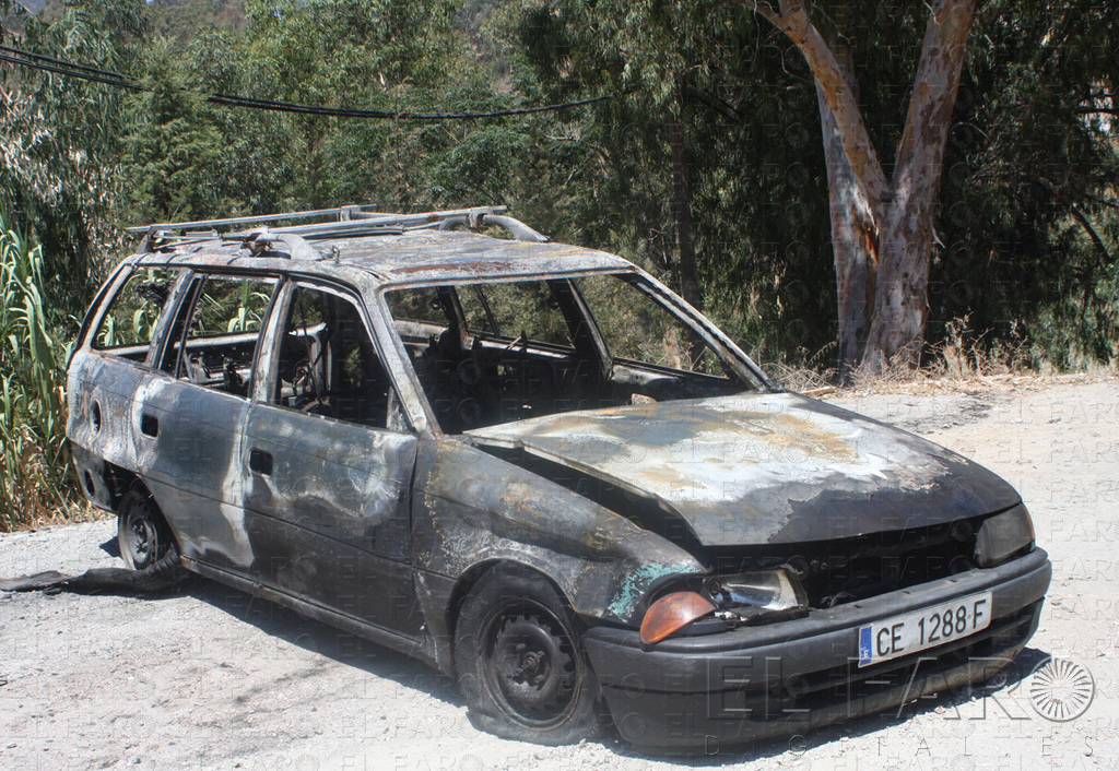 El coche incendiado en El Grifo fue robado en la calle Echegaray