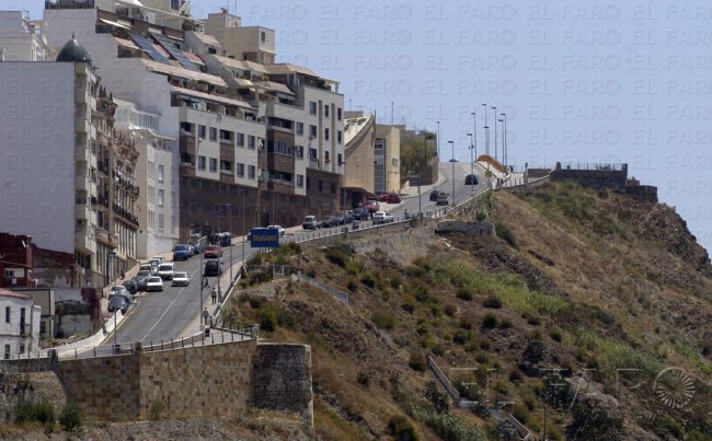 Ascensores, idea para salvar el fuerte desnivel en Recinto Sur