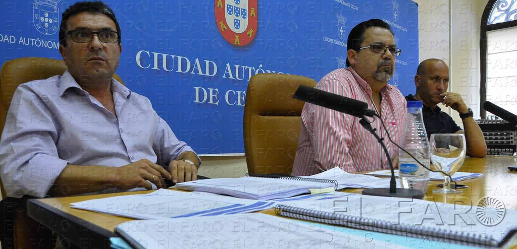 Castañeda dice a CCOO que “no se irá de rositas” por alarmar con el agua de baldeo
