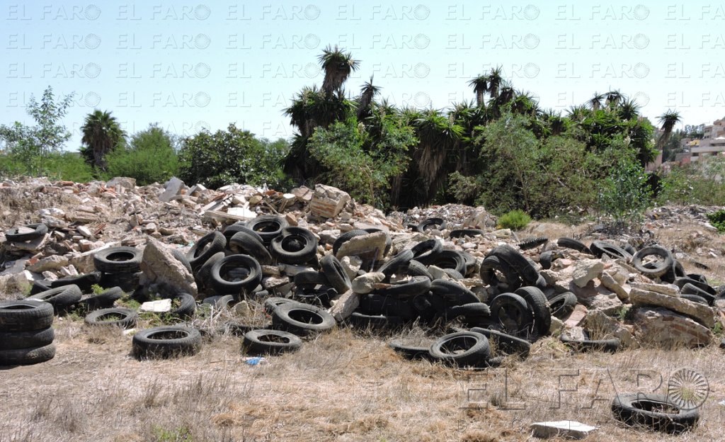 Las huertas del Río de Oro, un vertedero sin control alguno
