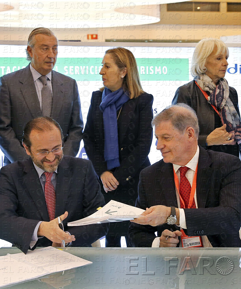 Renfe y Balearia ofrecen un 50% de descuento a quien use tren y barco