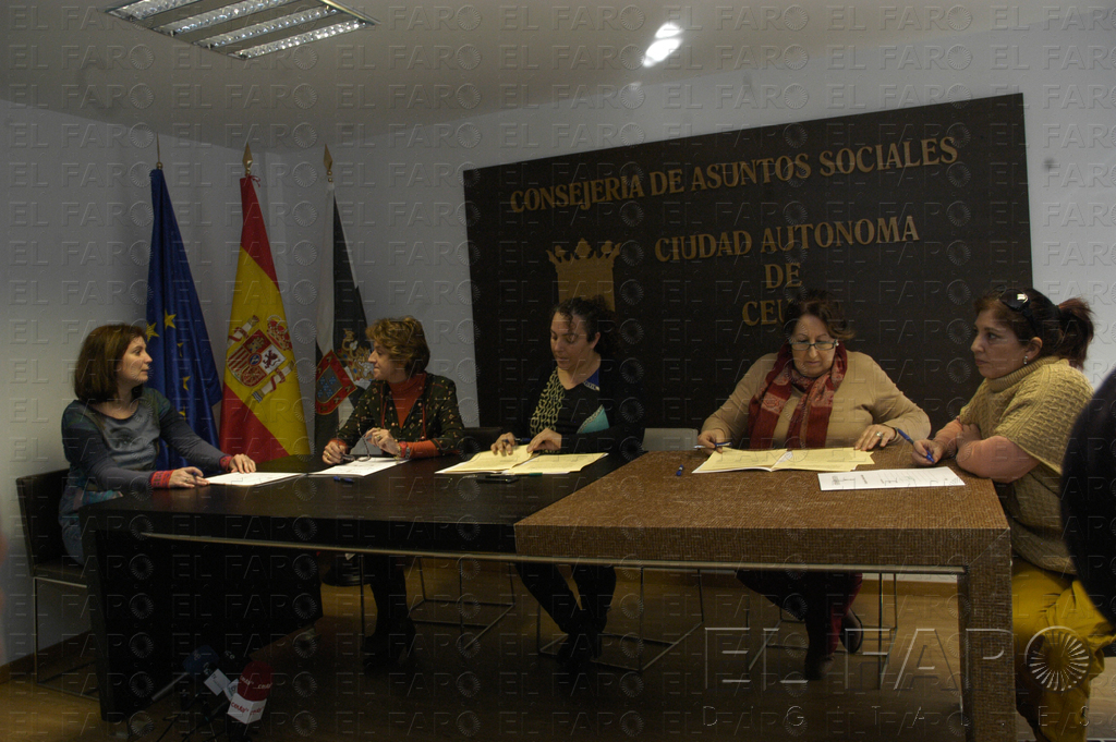Unos 250 trabajadores dependen de los convenios de Asuntos Sociales