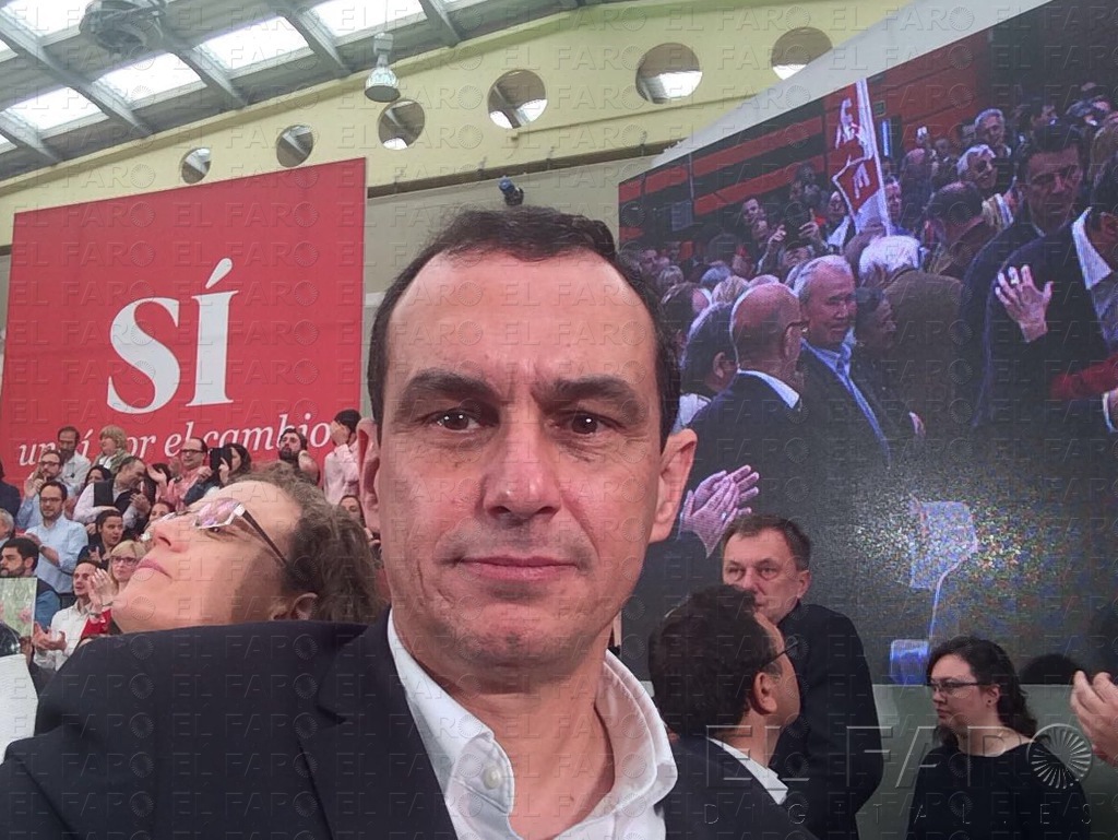 Representantes del PSOE asisten en Madrid al Comité Federal