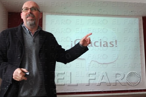 Fernando Trujillo, en un curso de verano sobre Aprendizaje Basado en Problemas