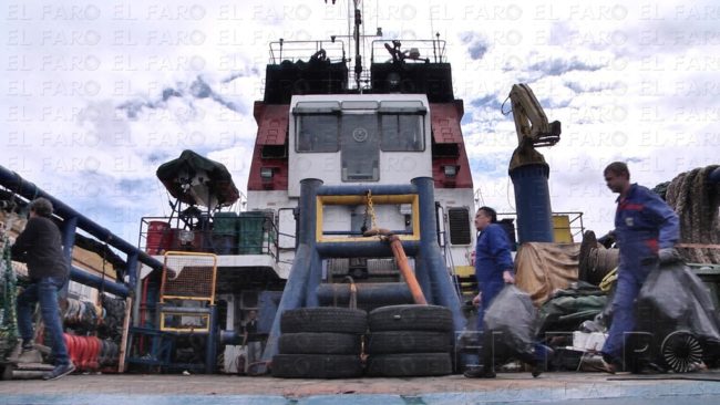 El Puerto retiene al remolcador ‘Independence’, sobre el que pesa un embargo por el combustible