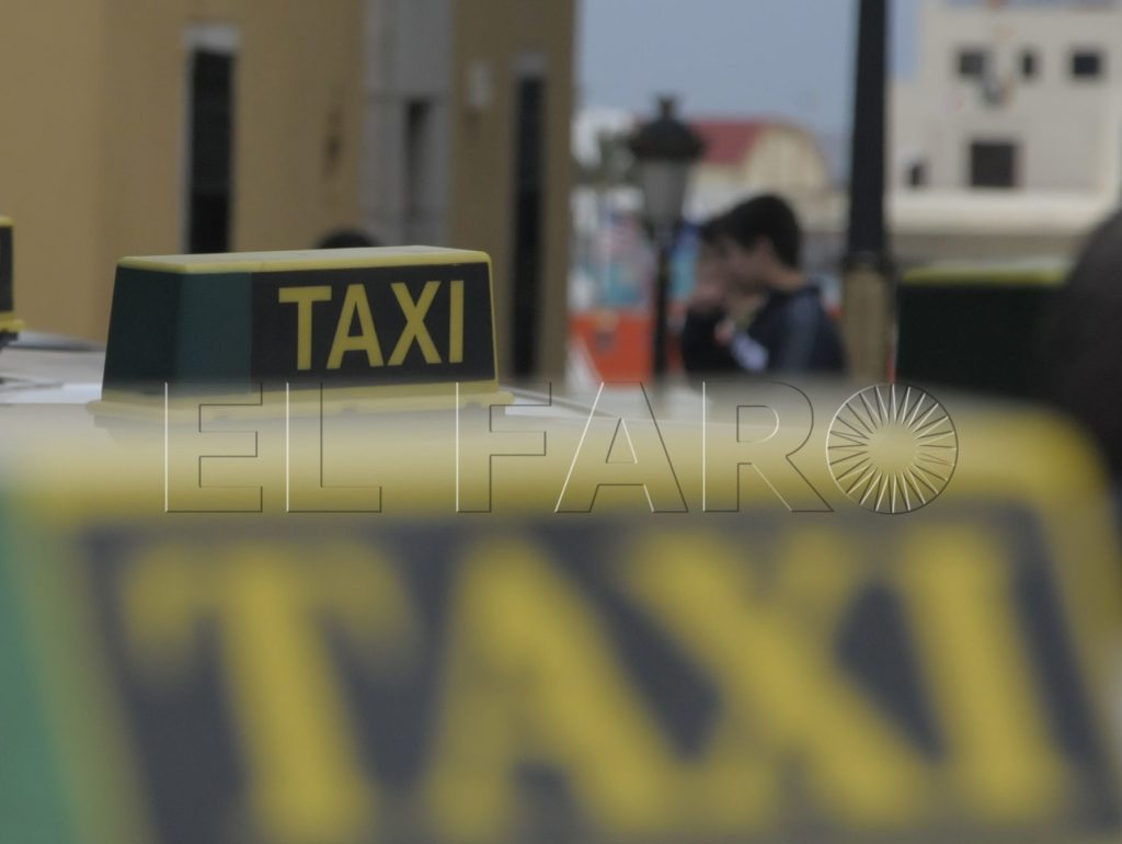 Pagará 5.900 euros por agredir a un taxista durante la feria