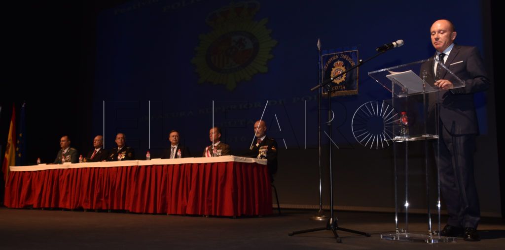 El delegado dice que “los ceutíes nos hemos acostumbrado a pedir una cosa y la contraria”