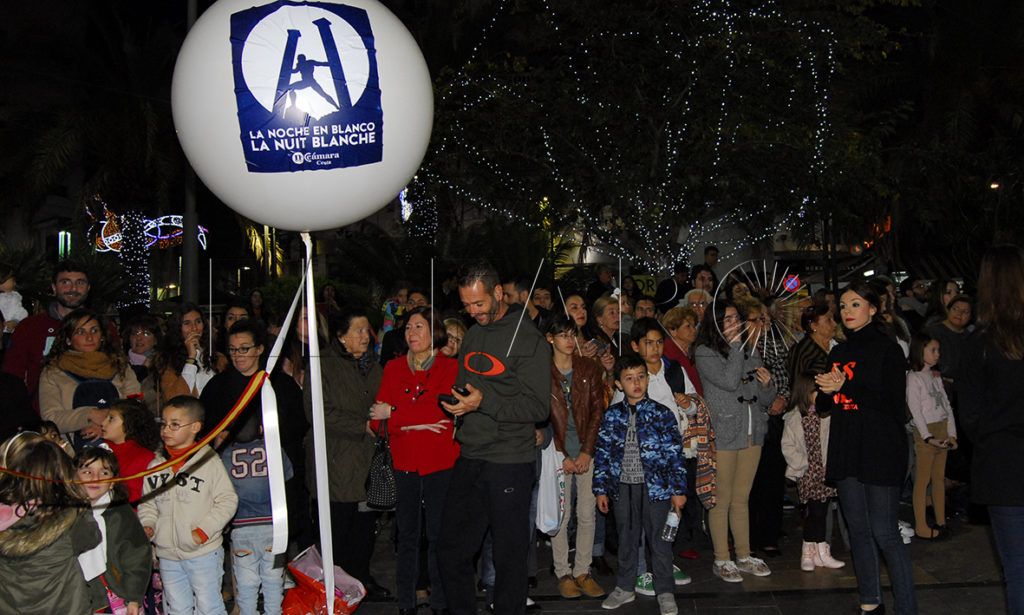 La Noche en Blanco, el ‘Black Friday’ y el alumbrado navideño, el día 25
