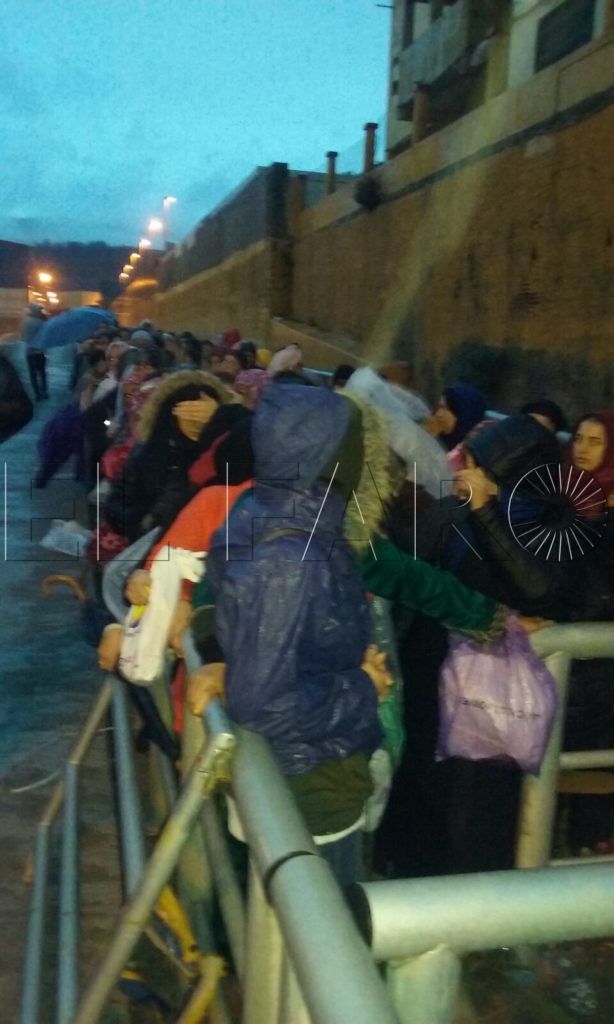 El nuevo itinerario de las porteadoras les obliga a rodear los polígonos