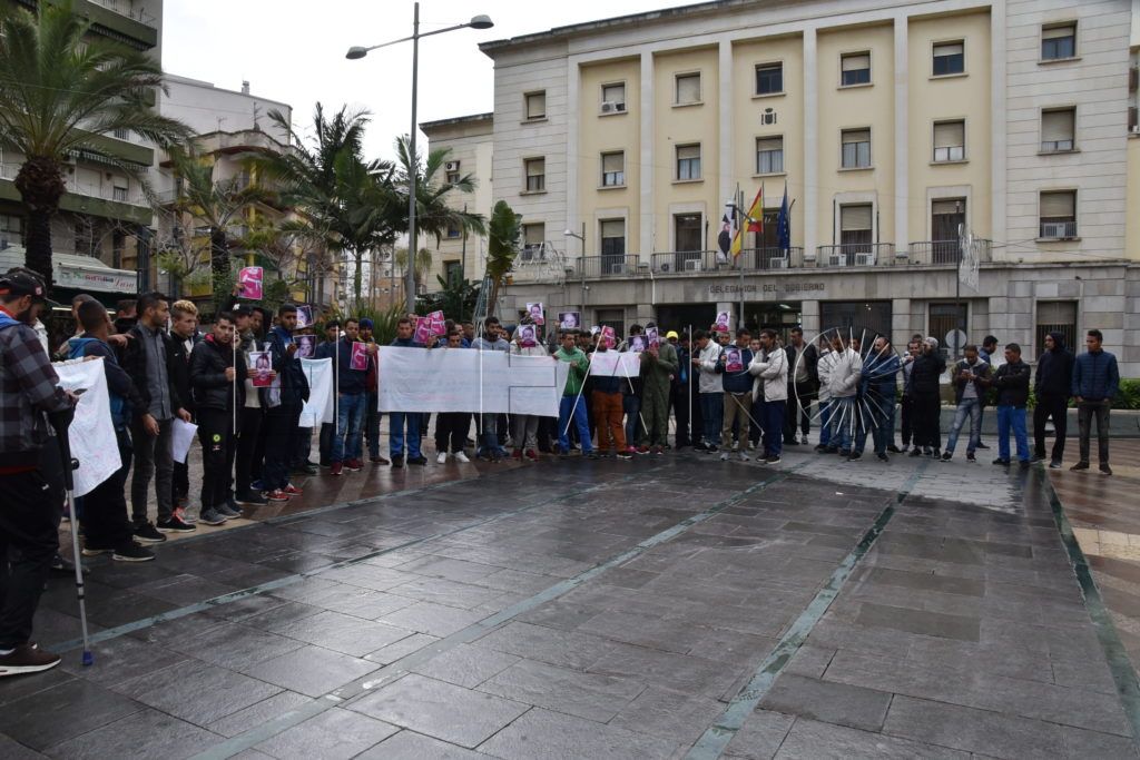 Los argelinos piden la salida de la familia de la pequeña Najma