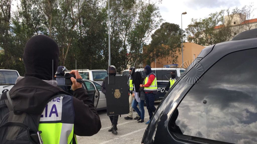 Desarticulada en Ceuta una célula de Daesh para captar jóvenes y niños
