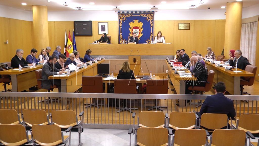 Suspendidos los plenos del lunes y el martes