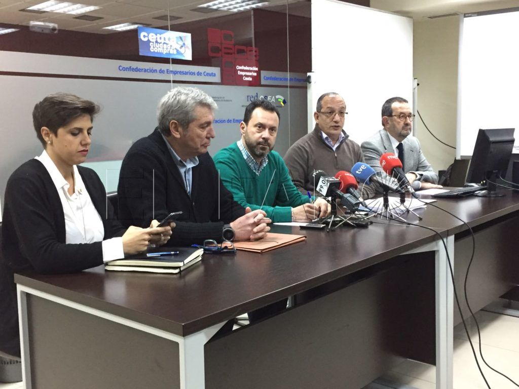 Los empresarios sienten que las autoridades les “ningunean” porque desoyen sus propuestas