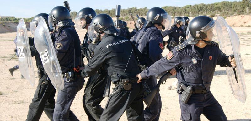 Armas largas para la Policía Local: voluntad política vs. burocracia