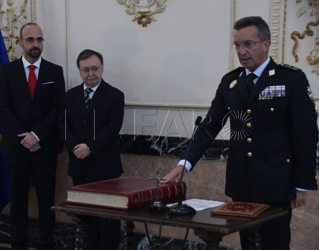 El juez suspende el juicio por las bases del concurso de superintendente de la Policía Local