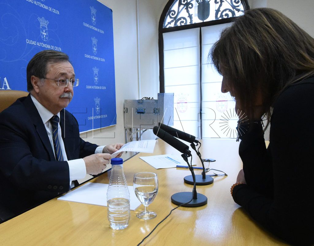 El presidente Vivas reconoce en público que tiene un “sueldo alto”