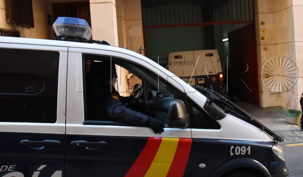 El Faro - El juez envía a prisión a ‘Patanegra’ tras ser reconocido por uno de los testigos