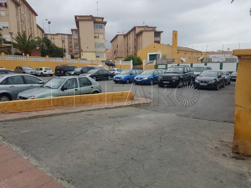 C’s denuncia el uso de una parcela privada como aparcamiento público