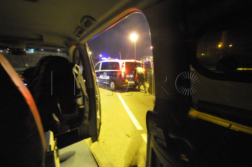 La Policía Nacional detiene, tras una persecución, al presunto autor del robo de un vehículo francés