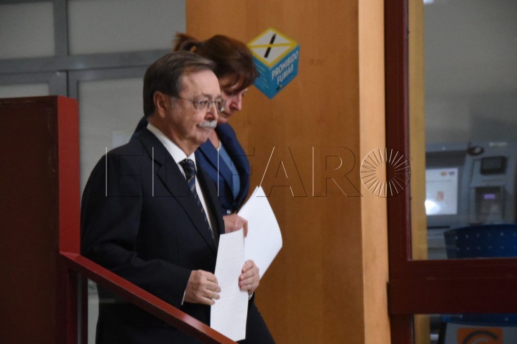 Vivas niega que Maíllo le pidiera la dimisión de Susana Román y Rabea Mohamed