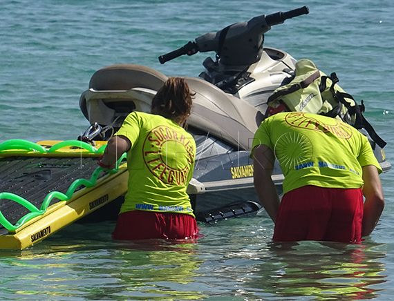Confianza por la buena actuación de la empresa Marsave en las playas de Ceuta
