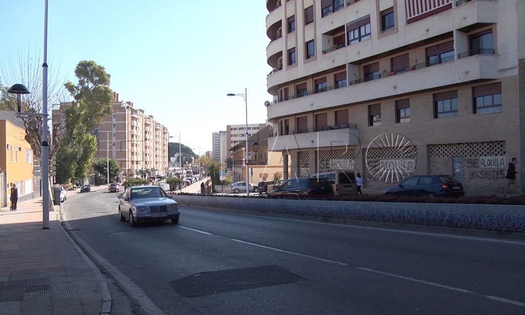 Atracan con violencia a un menor a punta de pistola y le causan lesiones
