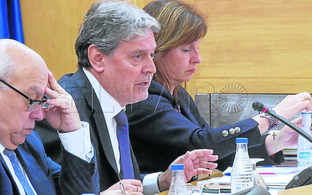 El Faro - Carreira acusa a Ciudadanos de querer restaurar la Inquisición
