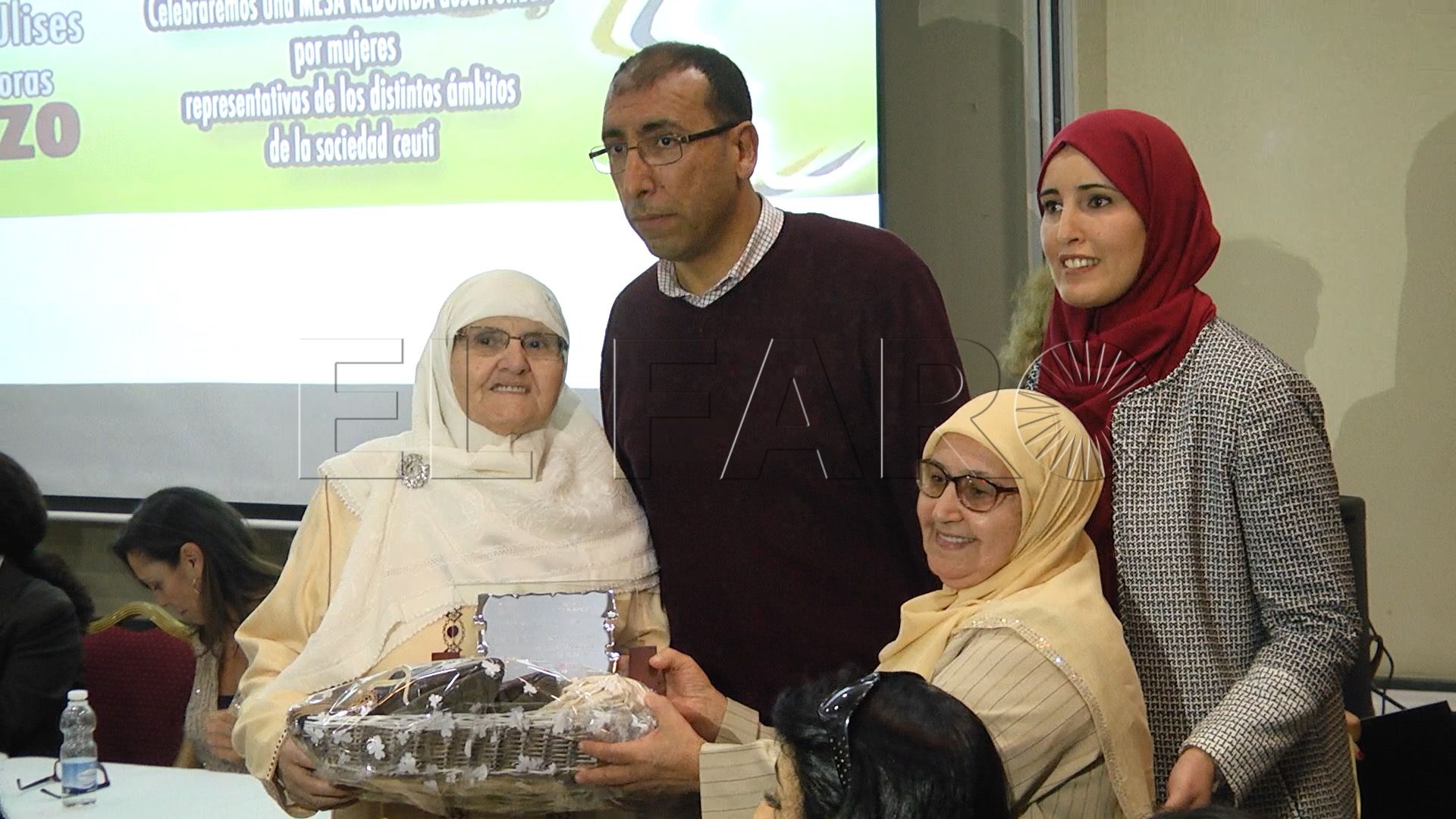 Sohora Enfeddal Mohamed recibe el Premio Yamila Sedatti 2017