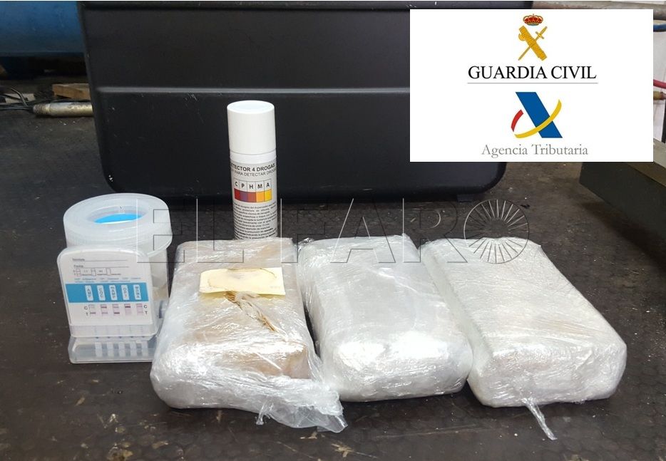 Un marroquí detenido con un kilo y medio de heroína al desembarcar