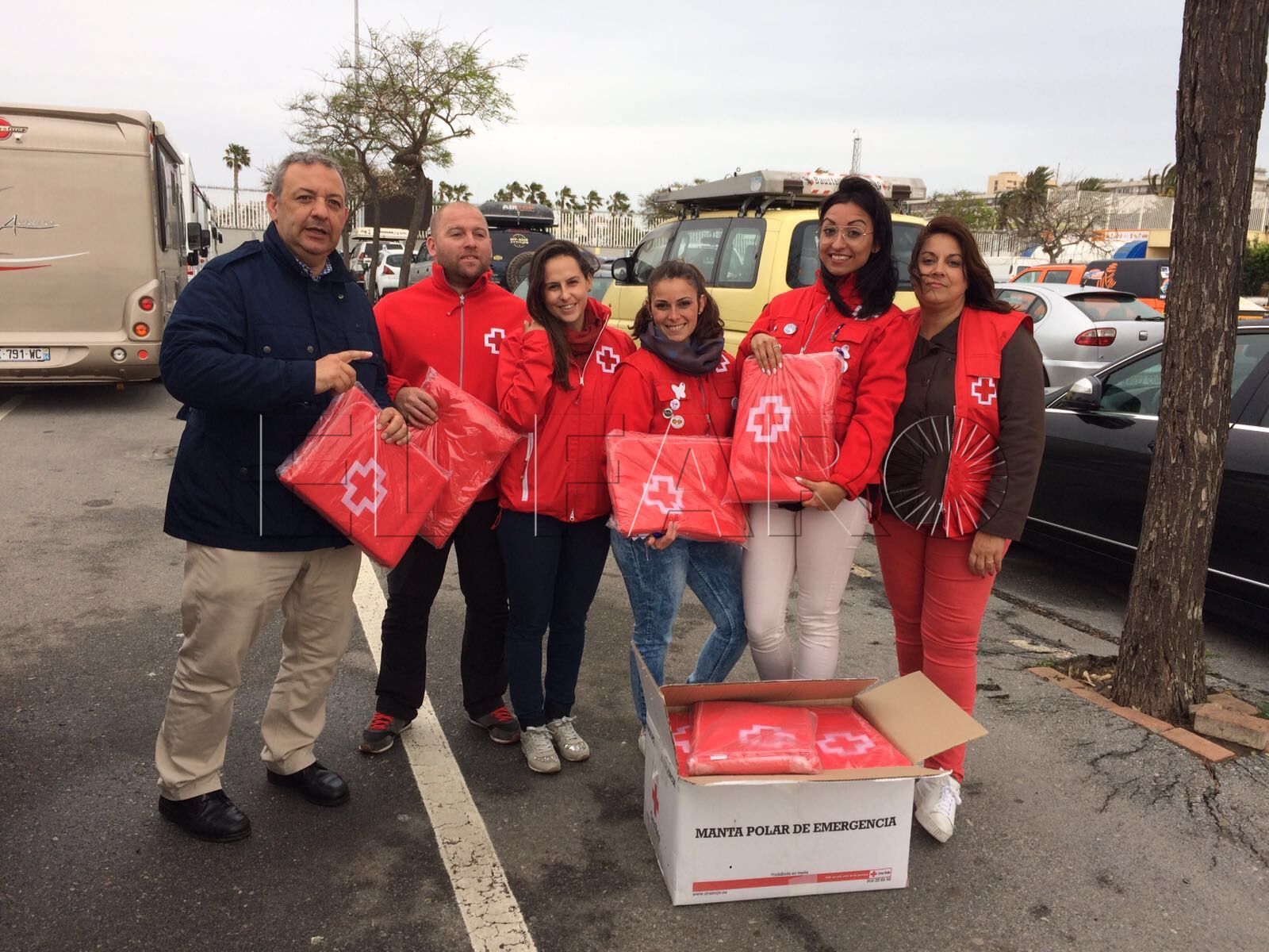 El voluntariado de Cruz Roja atendió a las personas bloqueadas en Ceuta por el temporal
