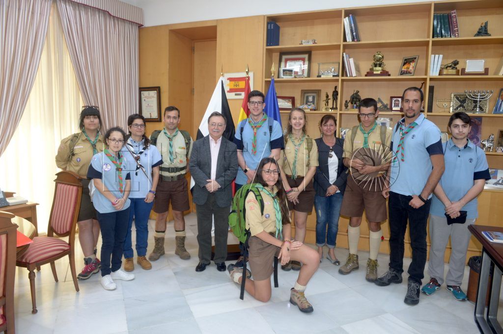 Scouts ceutíes y portugueses se hermanan en la ciudad