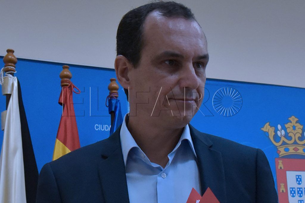 El PSOE advierte de que una moción de censura al secretario general tiene que ser refrendada por las bases