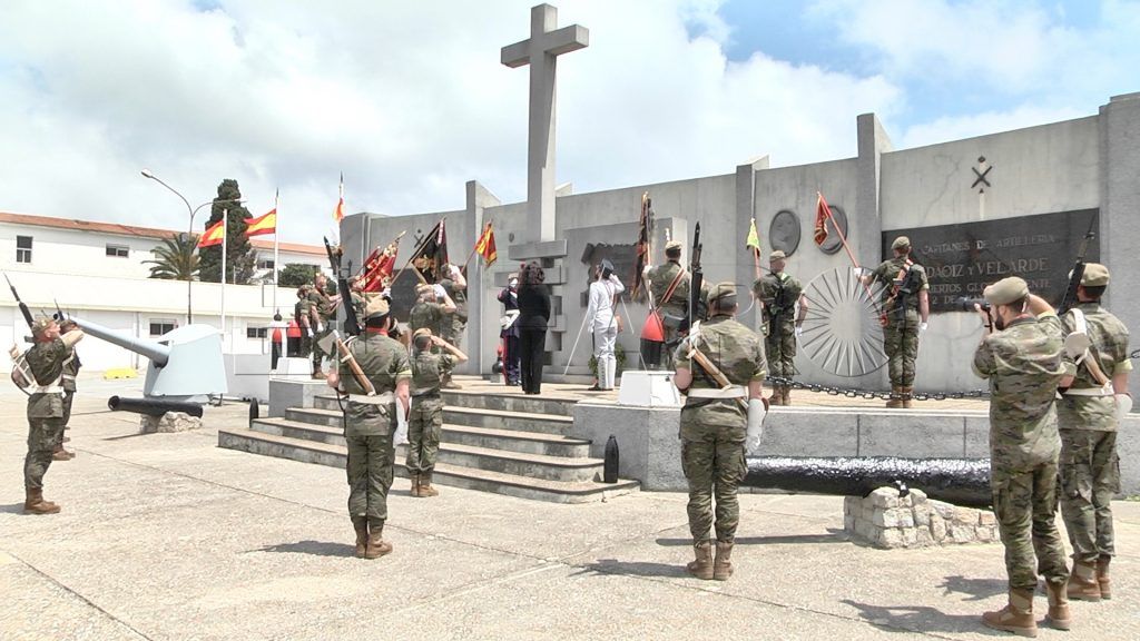 Artillería homenajea a sus caídos