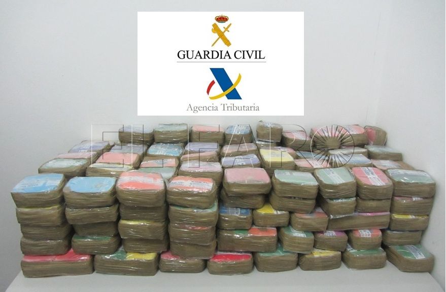 Una mujer se enfrenta a 4 años de cárcel por llevar 118 kilos de hachís