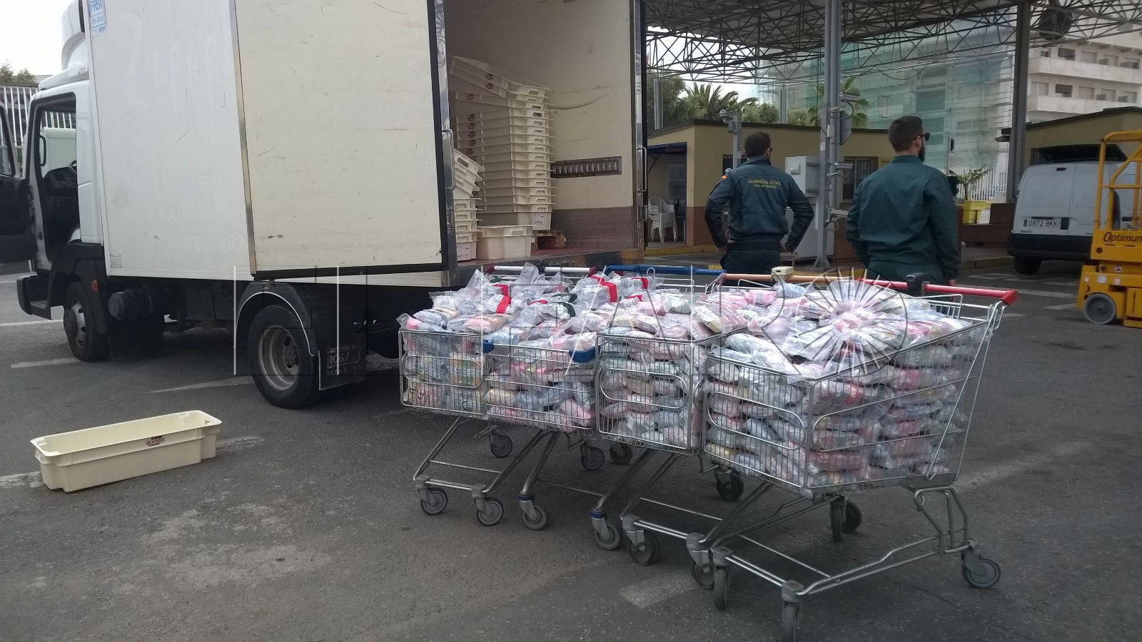 Detenido cuando pretendía embarcar con casi 400 kilos de hachís