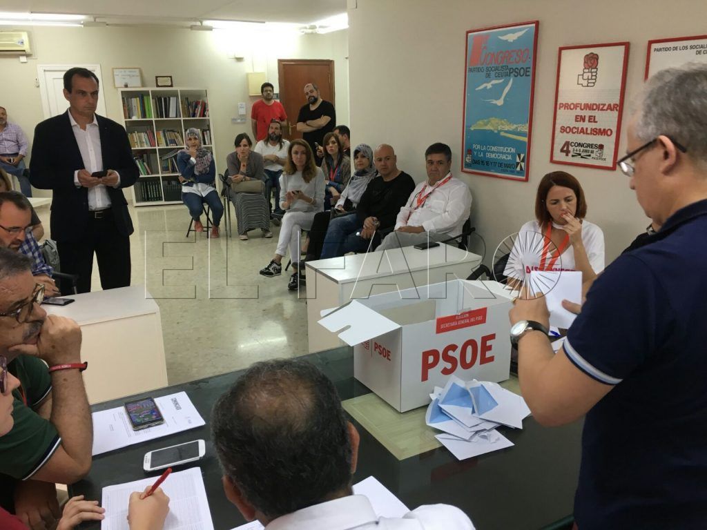 Pedro Sánchez convence a la militancia socialista de Ceuta