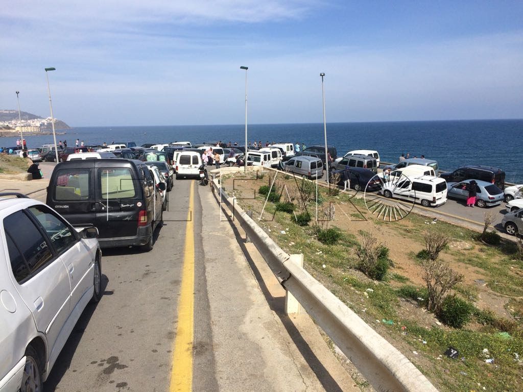Colapsos y retenciones de vehículos en la frontera