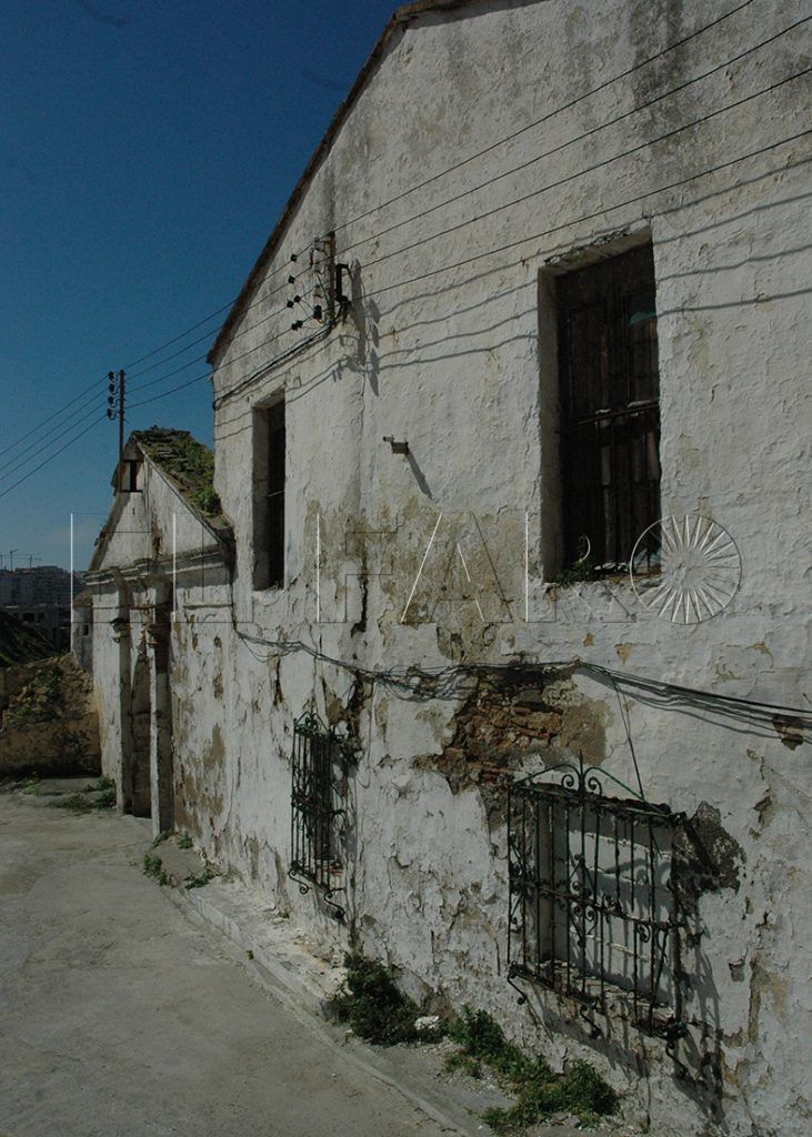 El retraso en la escuela taller del SEPE congela la rehabilitación del castillo de San Amaro
