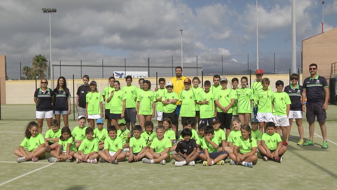 Baloncesto y petanca, a escena