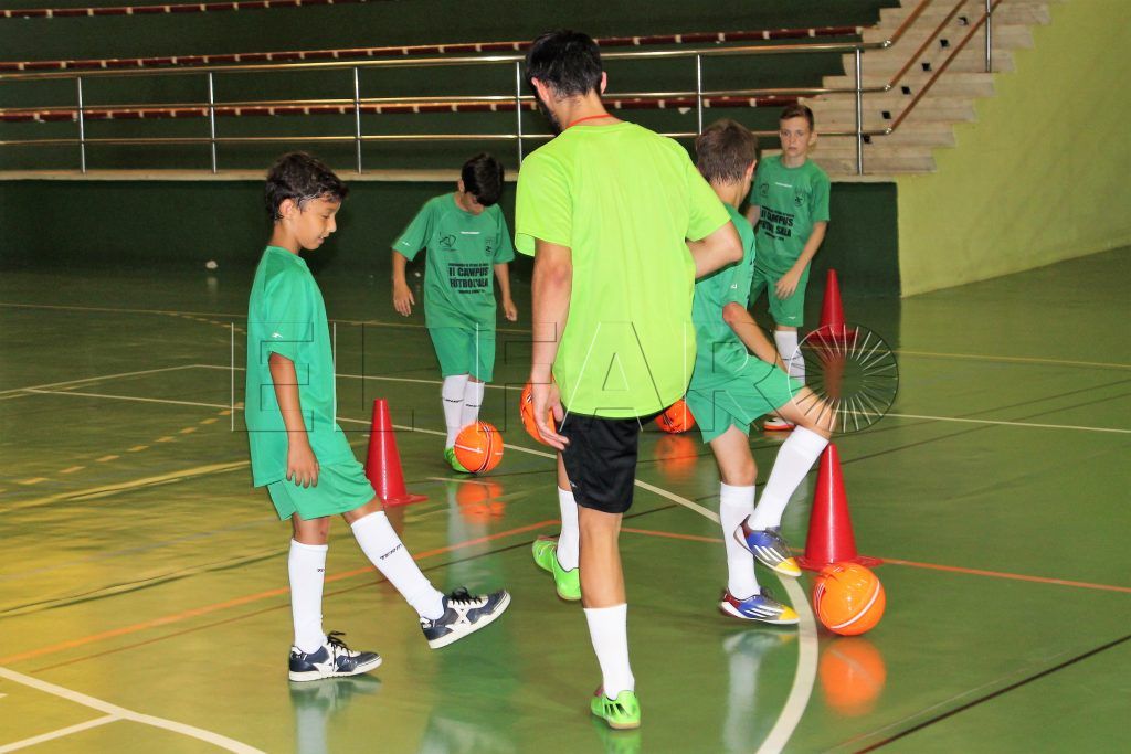 El Faro - La campaña de verano de la FFCE comienza con fútbol sala