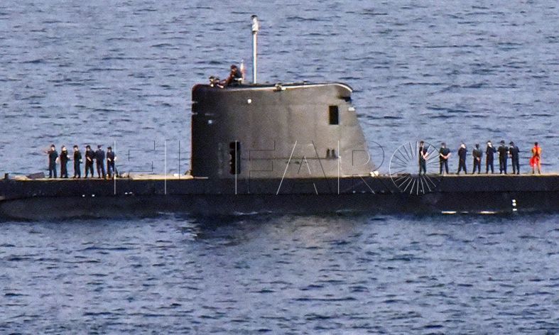 Un submarino y dos fragatas de la Armada recalan por un ejercicio