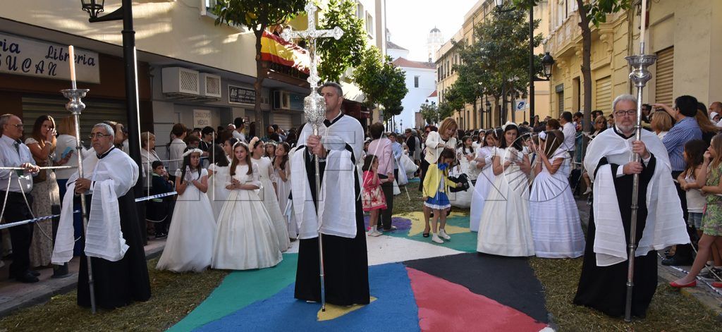 Previa: Una gran alfombra floral adornará Jáudenes para el paso mañana de la procesión del Corpus Christi