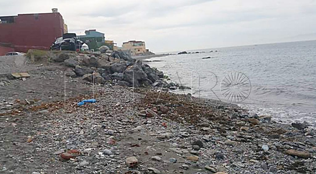 Benzú clama para que la Ciudad acondicione sus playas y calas