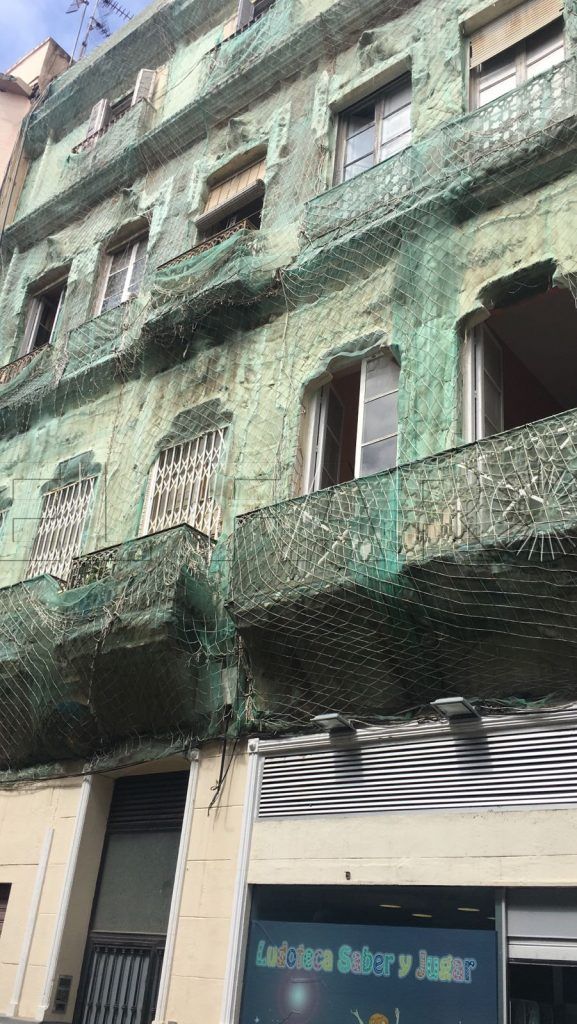 Ciudadanos pide solución para un edificio abandonado en el centro