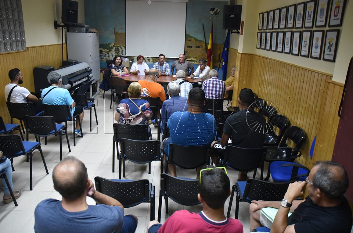 Juan XXIII, Polígono y Centro, las primeras en confirmar a sus misses